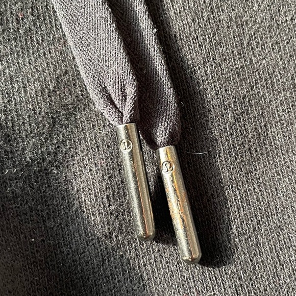 Lululemon Scuba Relaxed High-Rise Jogger
Black Size 4 - Picture 10 of 13